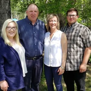 Meet your Posher, Wynn